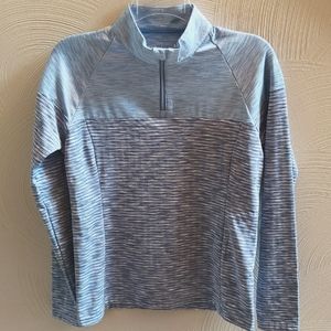 NWOT Women's Antigua Quarter Zip Pullover